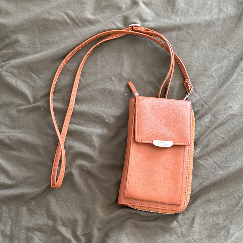 Elegant Cognac Crossbody Bag